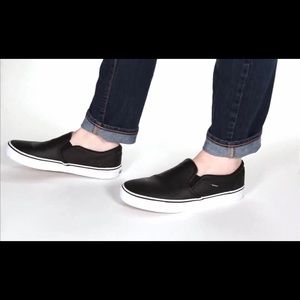 VANS- slip on sneaker w/ box!